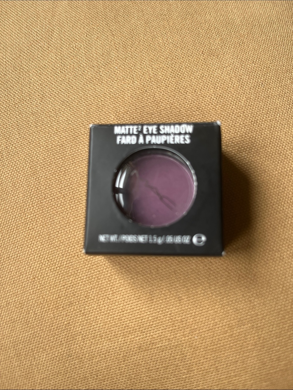 MAC eyeshadow matte FIG. 1